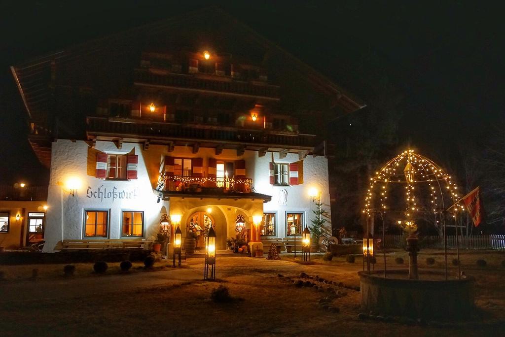 Hotel Schlosswirt Großkirchheim エクステリア 写真