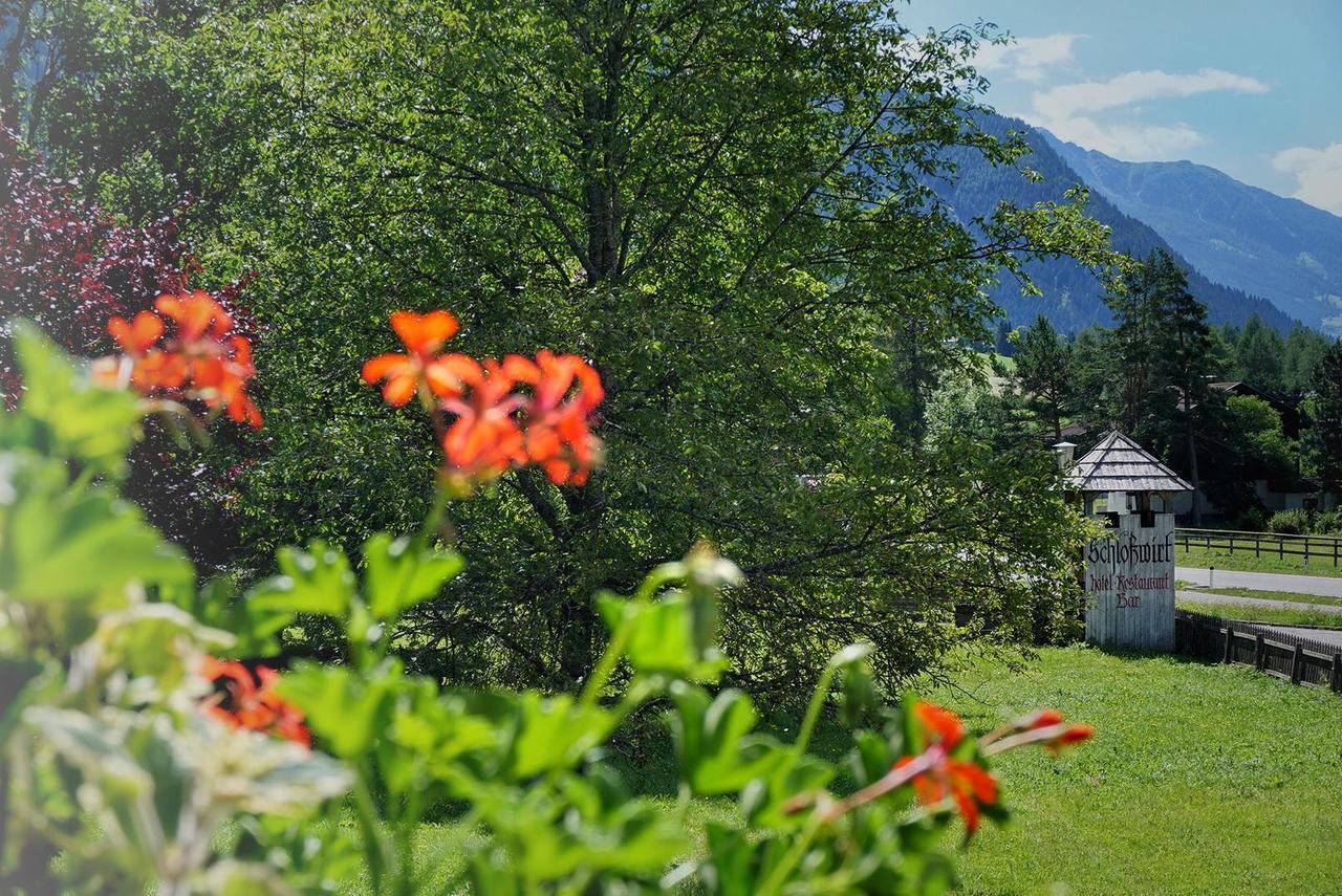 Hotel Schlosswirt Großkirchheim エクステリア 写真